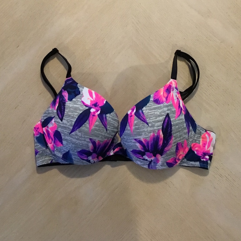 VS PINK Push-Up Bra